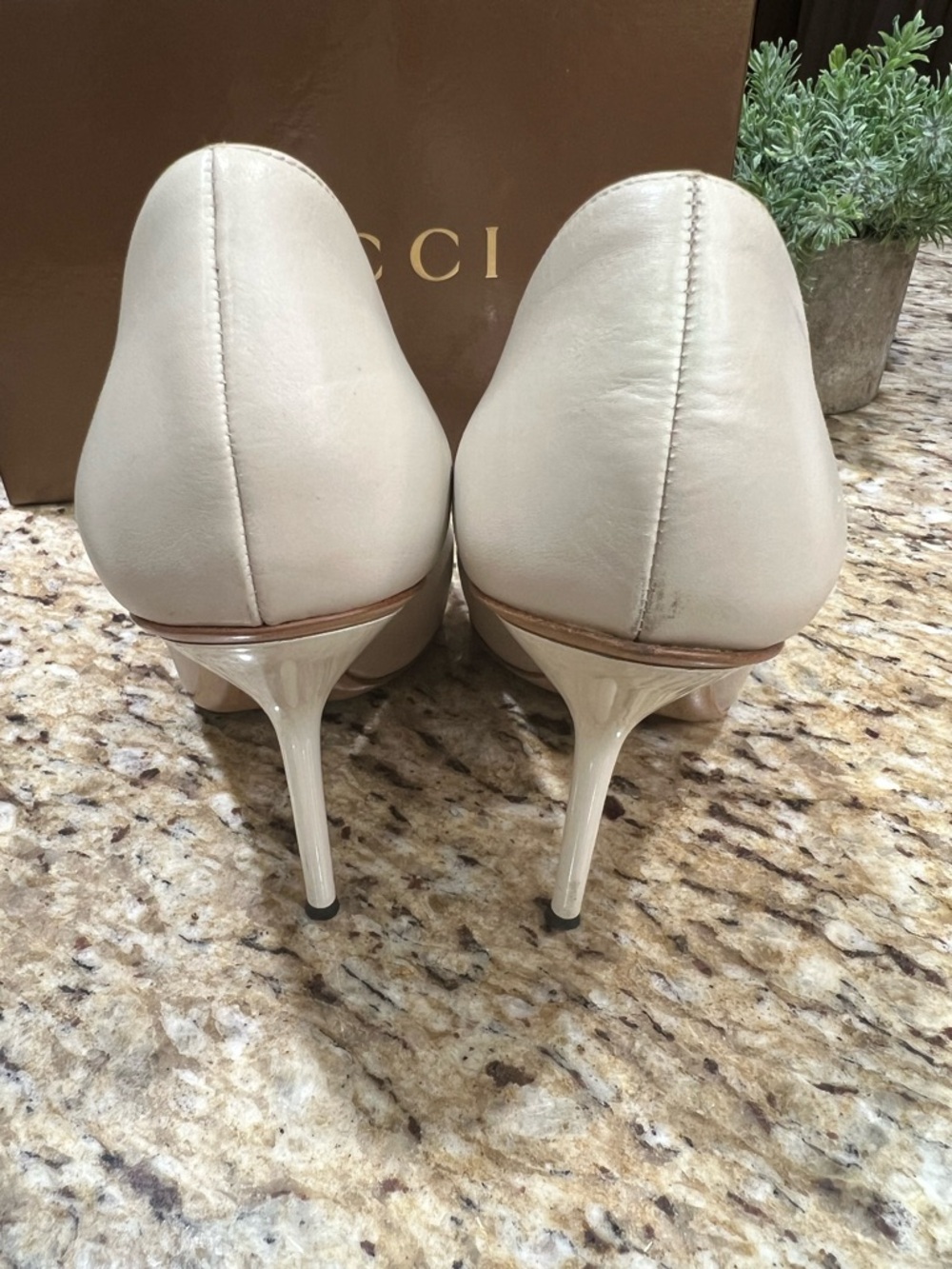GUCCI Horsebit Silver Accent Cream Peep-Toe Stiletto Heels 40 - Picture 9 of 13